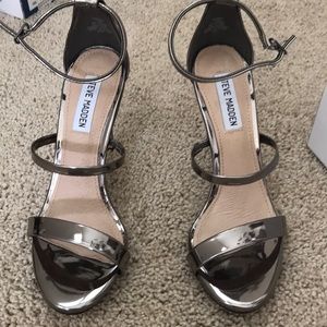 Sheena Steve Madden shoes/sandals